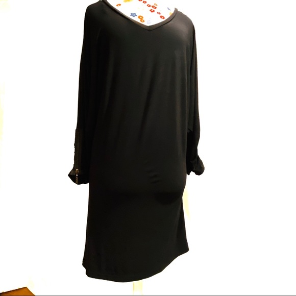 Bisou Bisou Body Con Dress - Picture 4 of 6